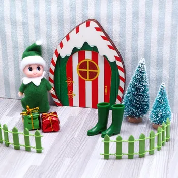 1 Комплект Куклена къща Елф Вратата Коледен Декор Мини коледно Дърво Подаръчни кутии Ограда Ботуши на Страхотна Играчка къщичка Умален модел на Сцената