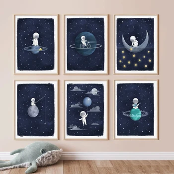 Космически Астронавт на Луната Звезда на Слънчевата Система Тъмно синьо Мультяшные плакати с изображение на стена на Изкуството, щампи върху платно, картини За Детска стая, Домашен декор
