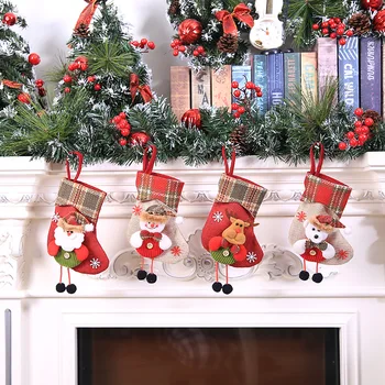 Сладки Мини Коледни чорапи, Коледна елха, висящи украшения, окачване, Малки ботуши, Коледен пакет шоколадови бонбони, подарък чорапи на Дядо Коледа интериор